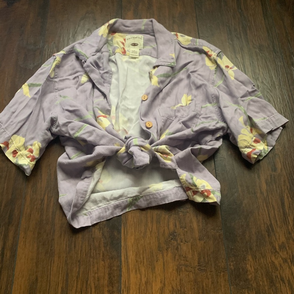 Button down layer Hawaiian island tshirt small tee